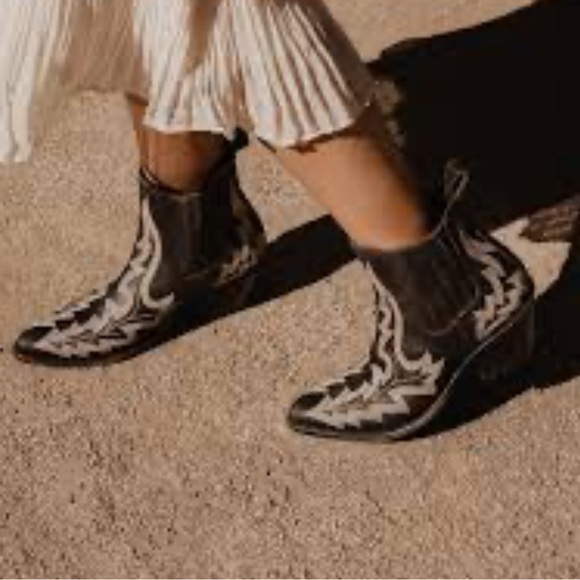 Liberty Black Simone Stitched Ankle Boot Sz 9 - Picture 2 of 13